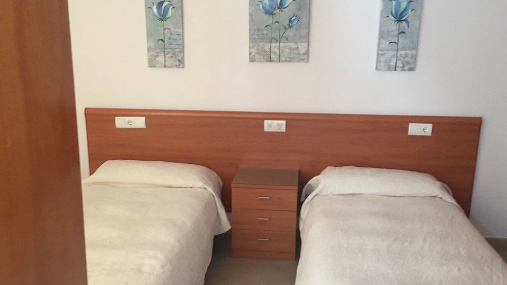 Фото Apartamentos La Ermita