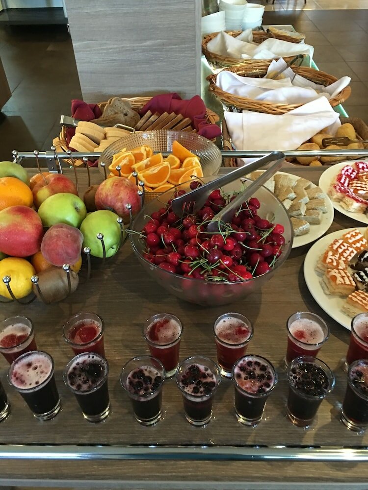 Фото TM Deluxe Hotel