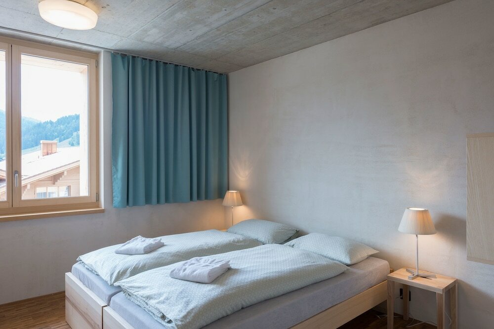 Фото Youth Hostel Gstaad Saanenland