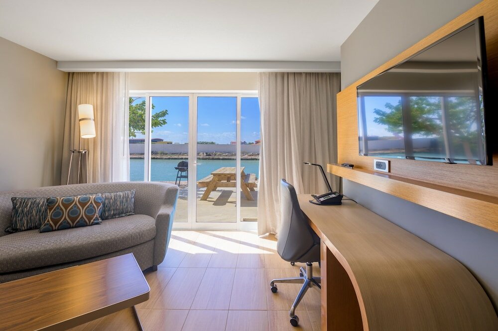 Фото Courtyard by Marriott Bonaire Dive Resort