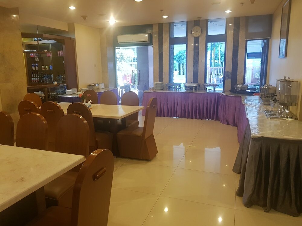 Фото Hotel Surya Baru