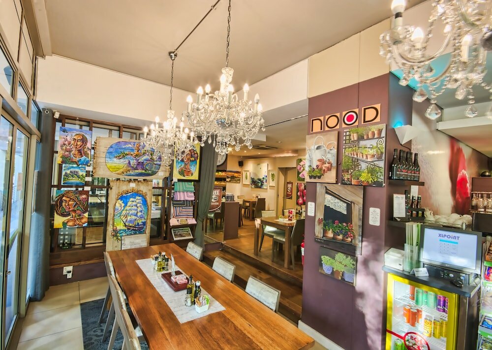 Фото The Quadrant Apartments