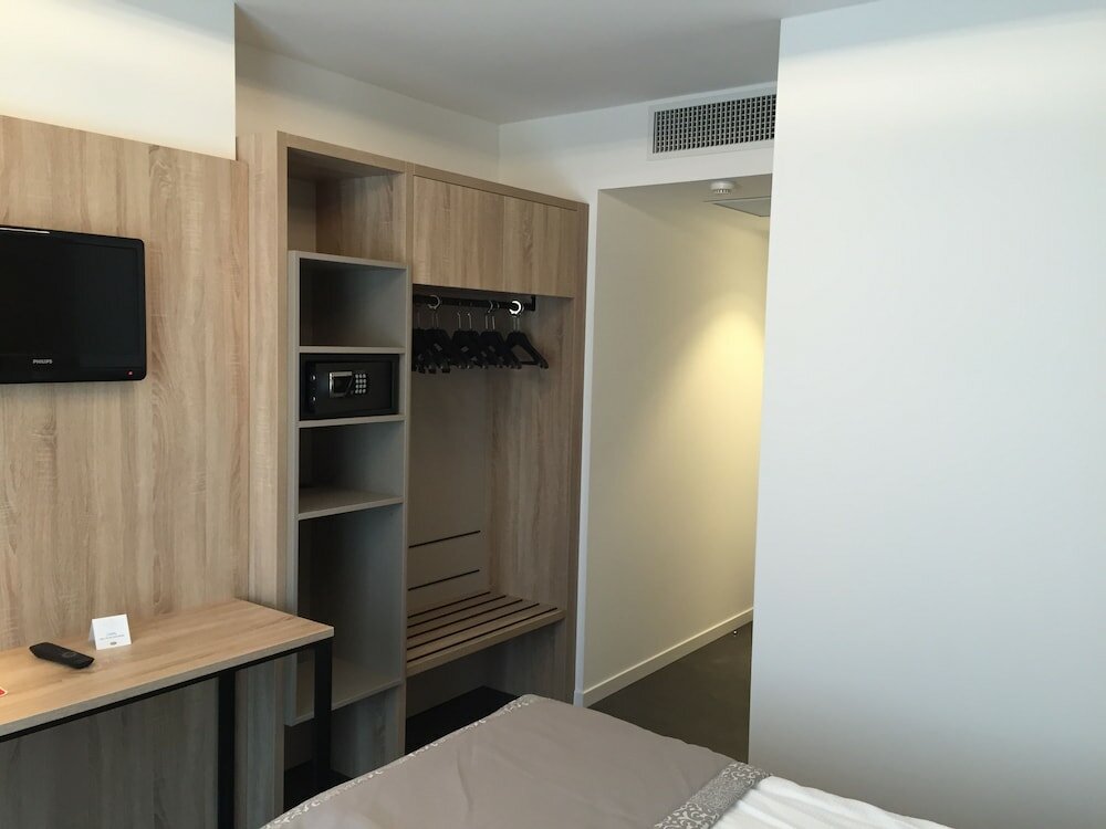 Фото Tourist Hotel