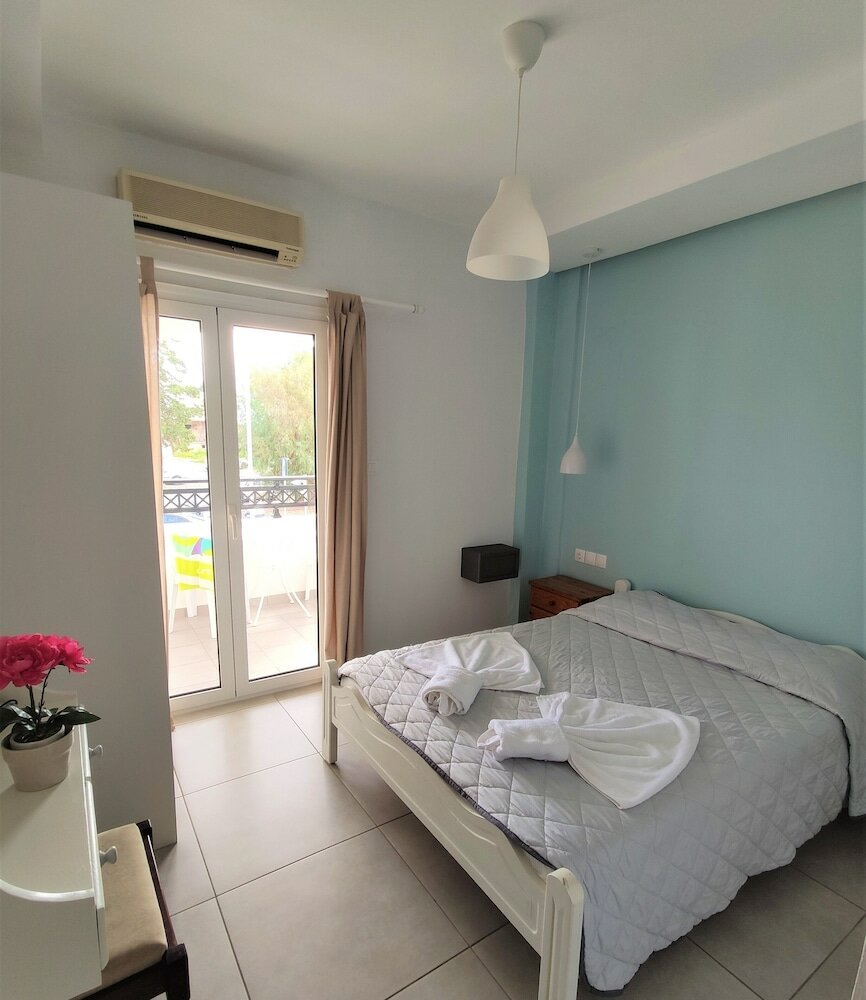 Фото Kostas Apartments