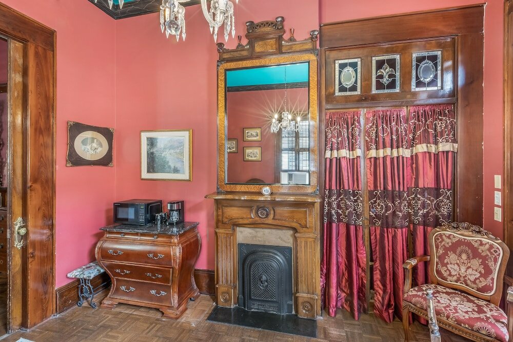 Фото Royal Barracks Guest House