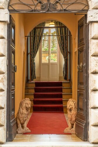 Гостиница Palazzo Mosela Alla Porta в Монтепульчане