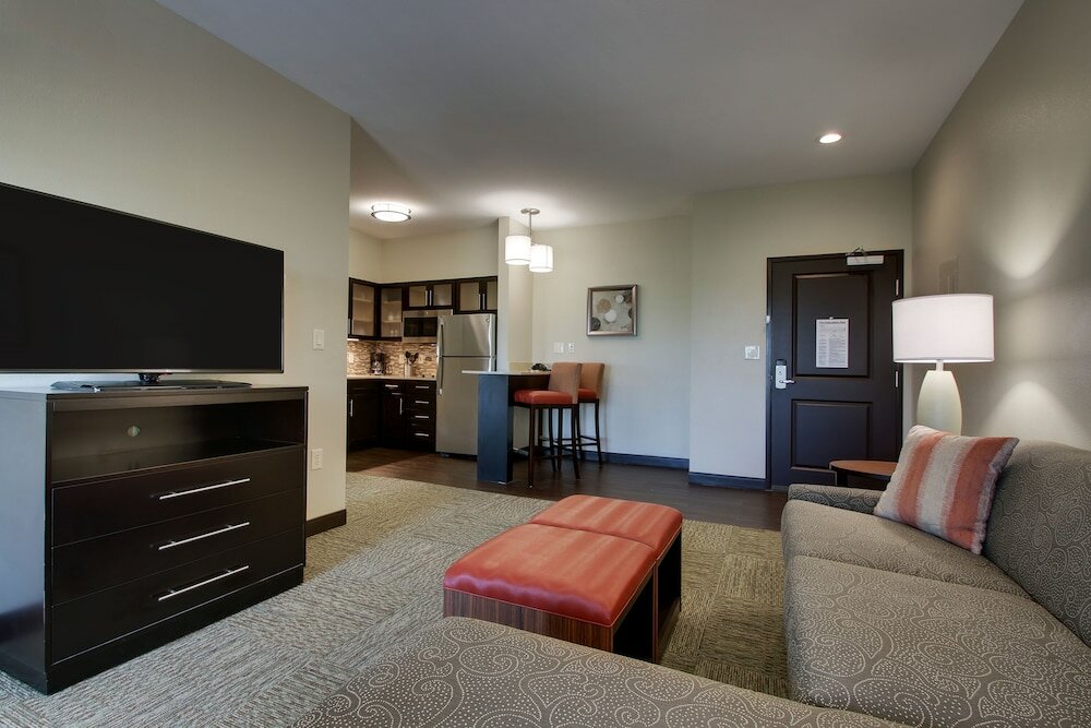 Фото Staybridge Suites Plano - The Colony, an Ihg Hotel