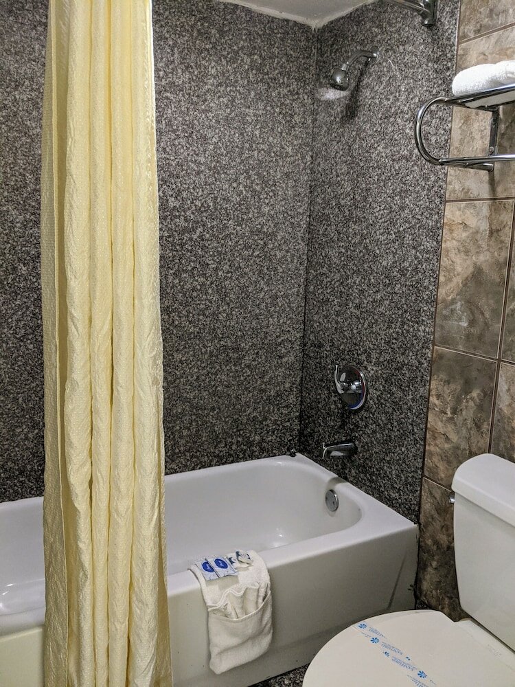 Фото Lake Houma Inn