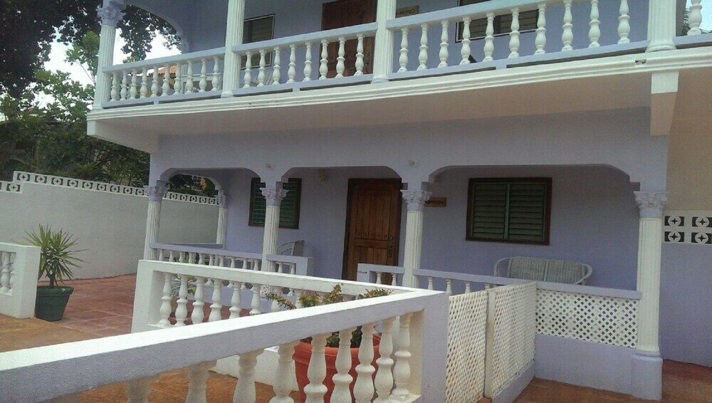 Фото Ocho Rios Pimento Villas