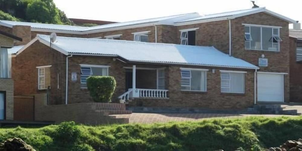 Фото White Shark Backpackers