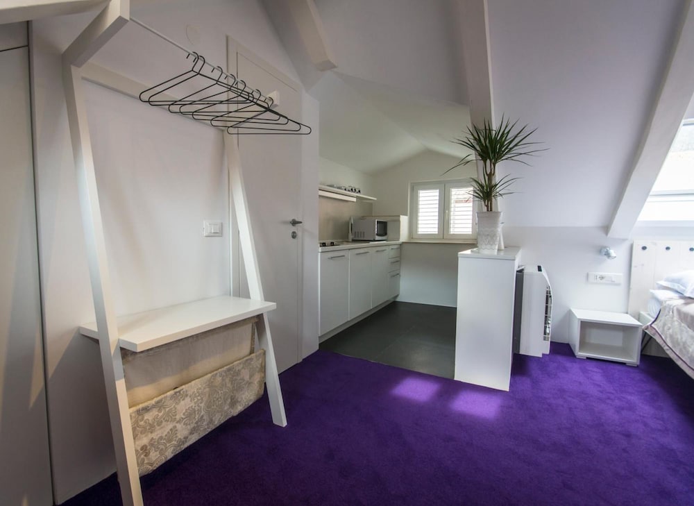 Фото Apartments & Rooms Lejletul