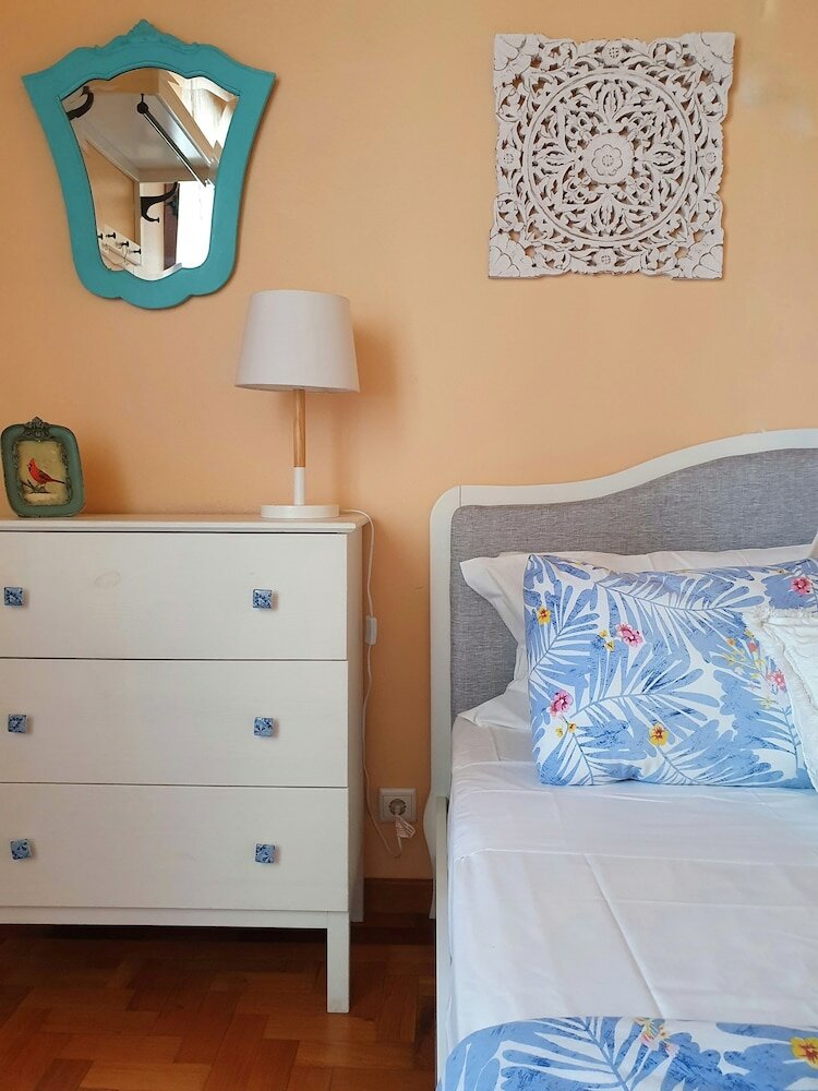 Фото Sunlight House