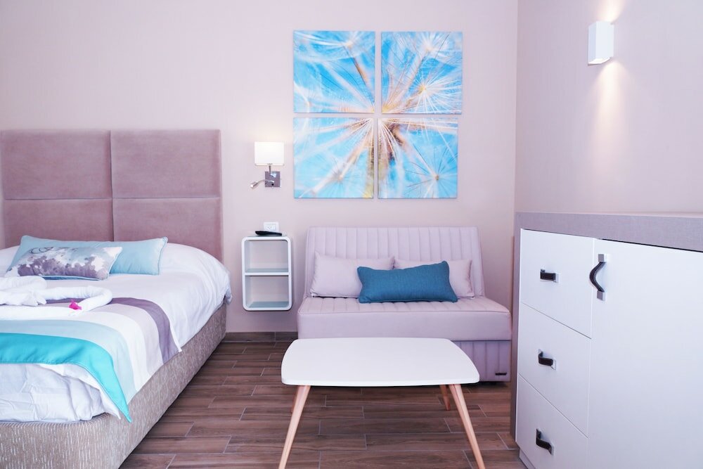 Фото Erettz Zeelim