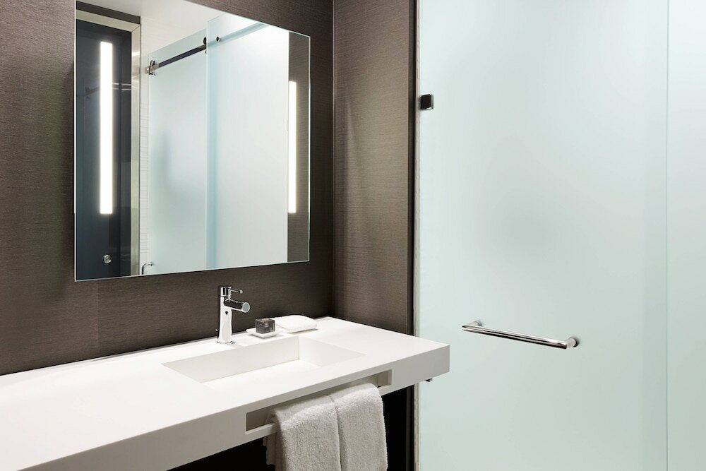 Фото Ac Hotel by Marriott Miami Aventura