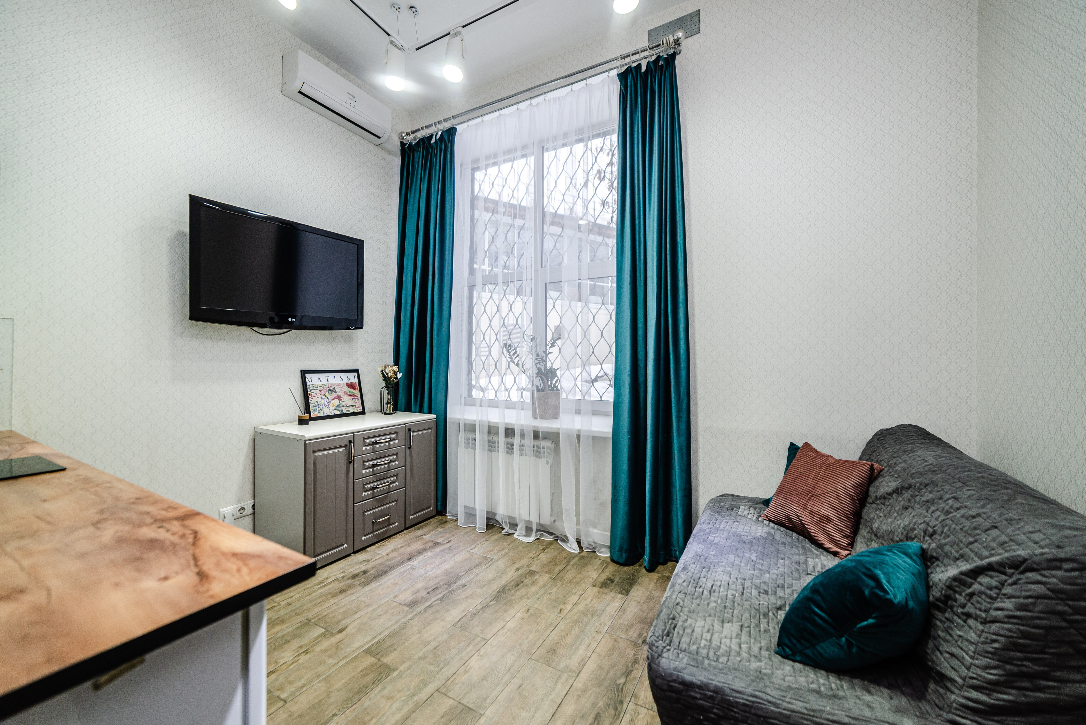 Фото URoom на Севастопольском проспекте 3 корпус 2