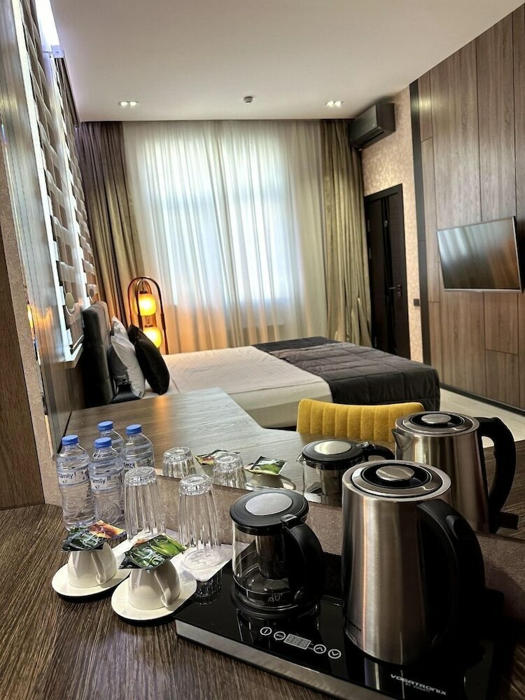 Фото Home Boutique Hotel