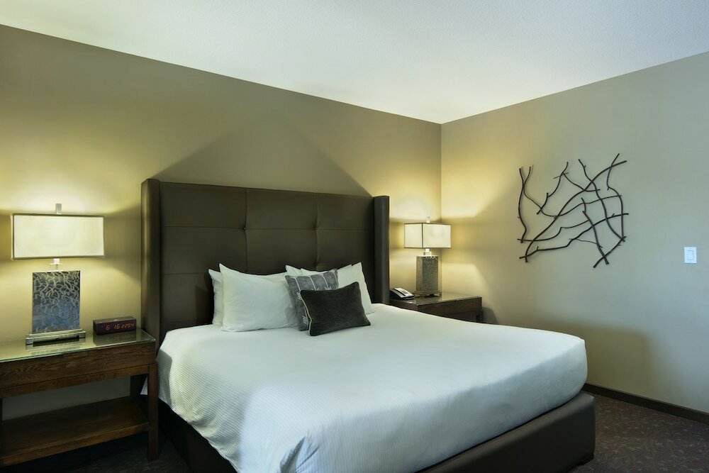 Фото The Oxford Hotel Bend