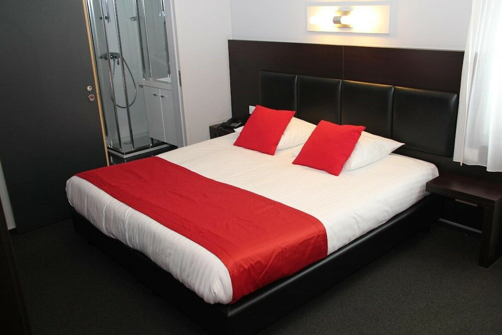 Фото Hotel La Louve