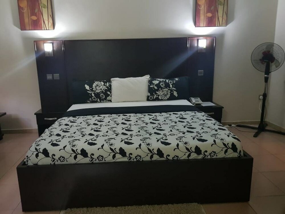 Фото Number 95 Suites