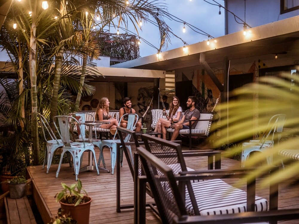 Фото отеля 2