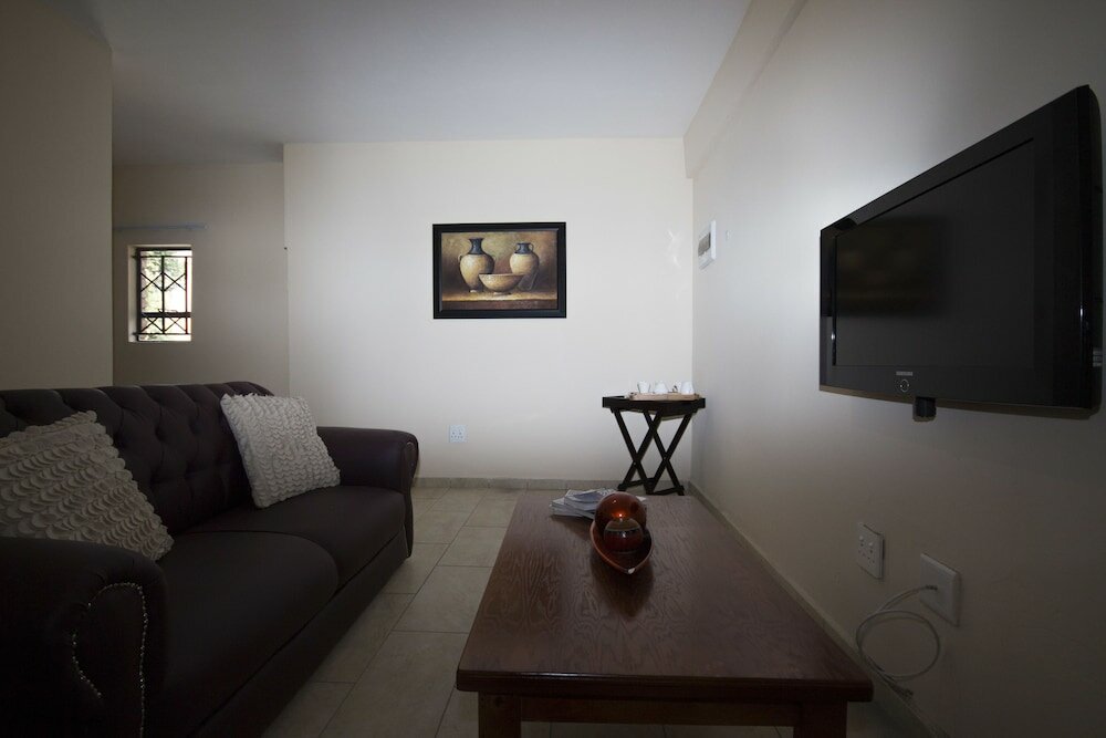 Фото Khamanzi Lodge and Tours