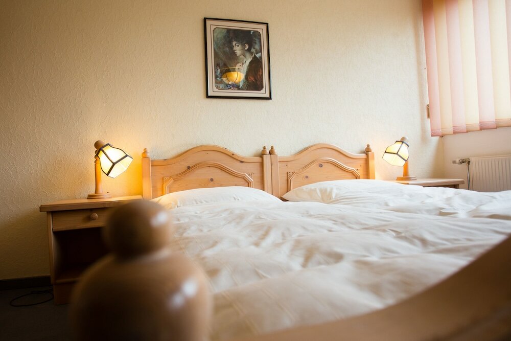 Фото Hotel Am Sportpark