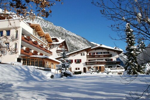 Внешний вид отеля Hotel Gridlon в Пэттнеу аме Арльберге, фото 2
