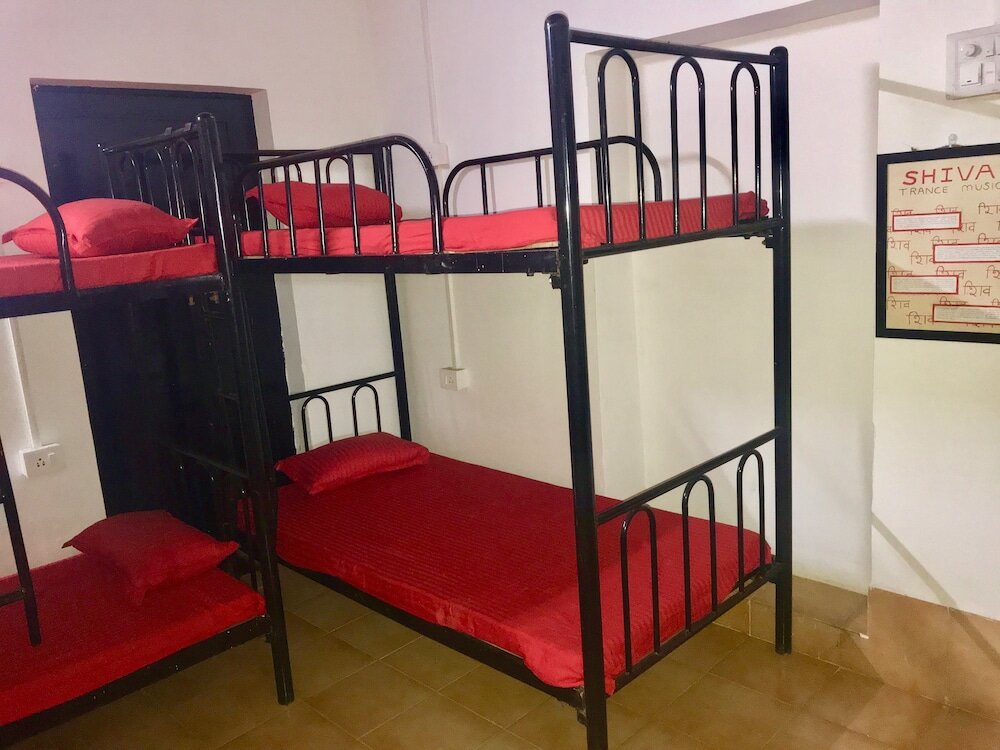 Фото Bricks and Bamboo Hostel