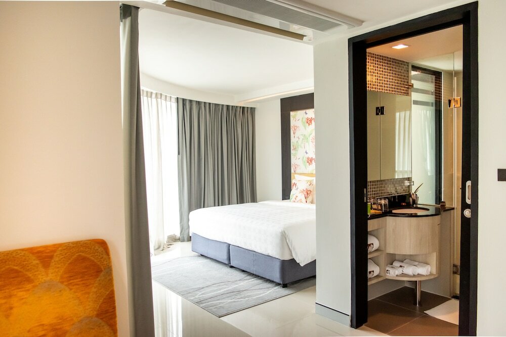 Фото Hotel Clover Asoke