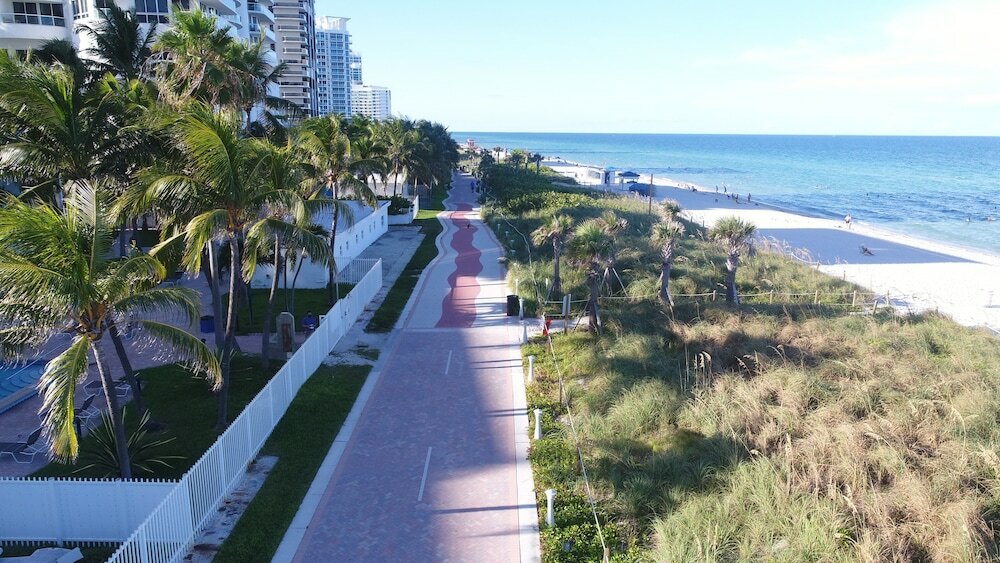 Фото Private Apartments at the Casablanca