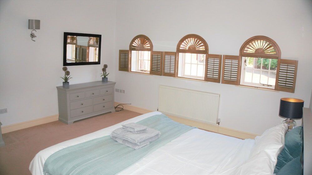 Фото The Coach House