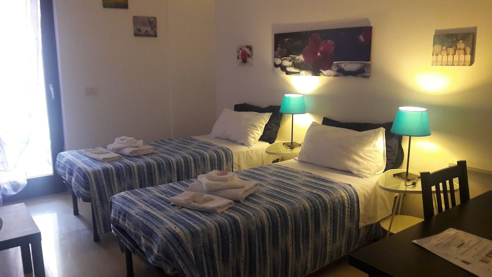 Фото Affittacamere B&b Domus Taranto
