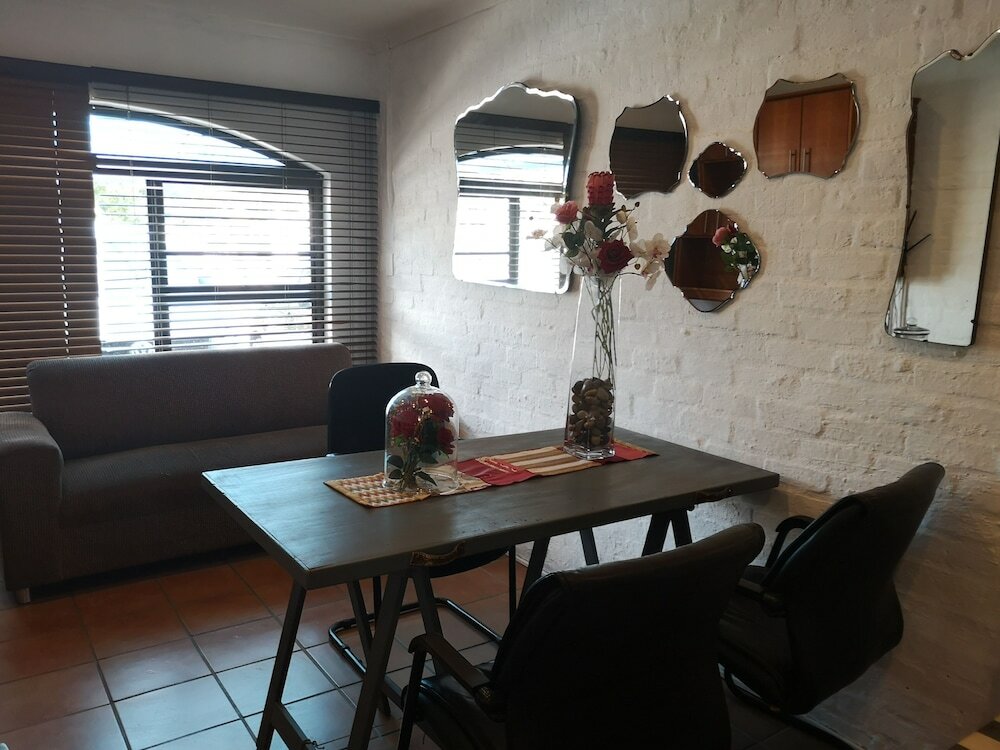 Фото Smithland Guest Apartments