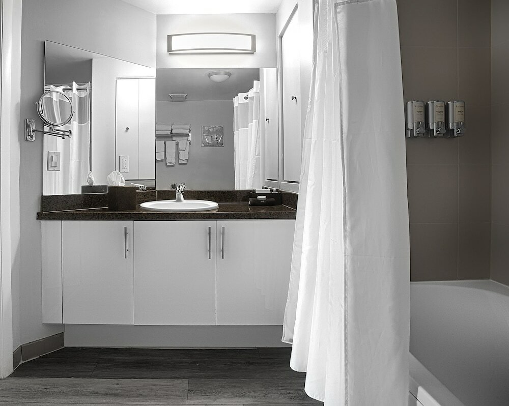 Фото Private Residences at Hotel Arya by SoFLA Vacations