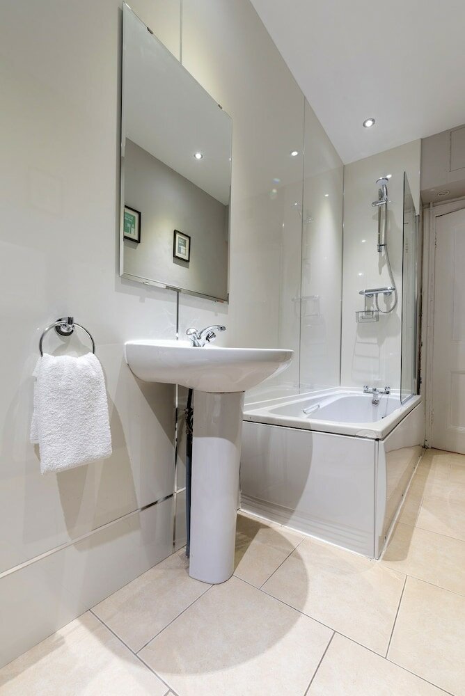 Фото Belhaven Apartment