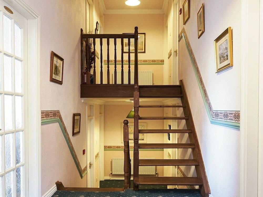 Фото The Waterfront House Country Home