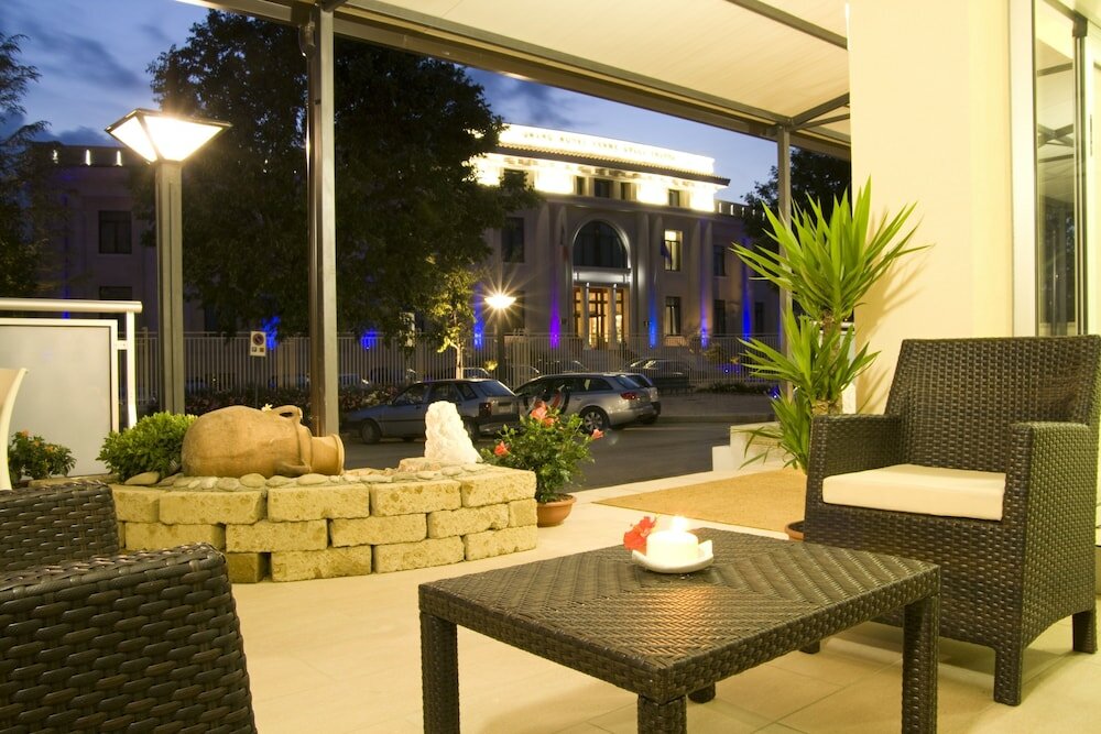 Фото отеля 3