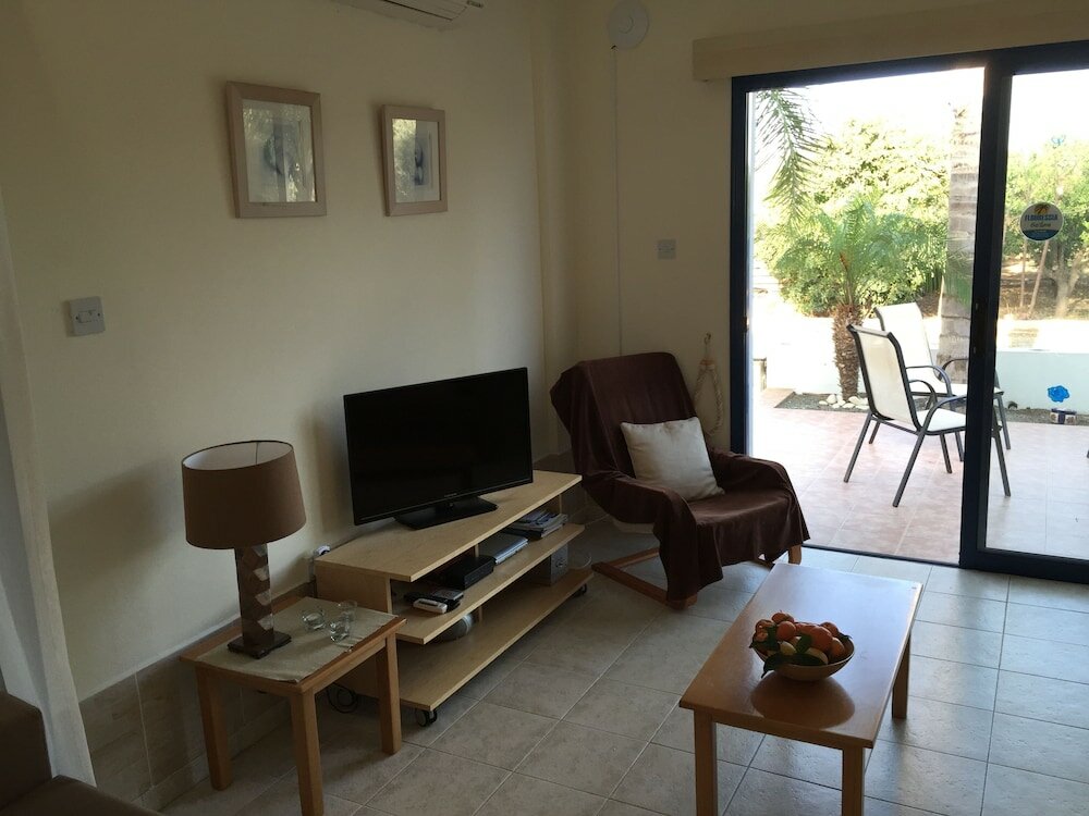 Фото Flouressia Gardens