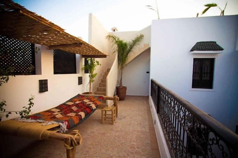 Фото Riad Shambala