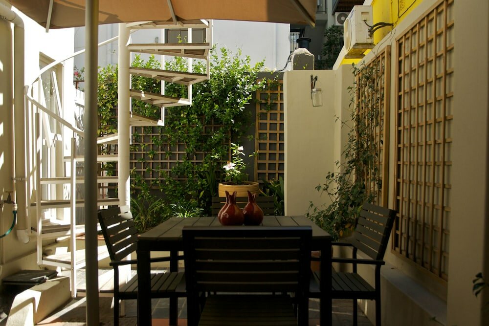 Фото Purple House