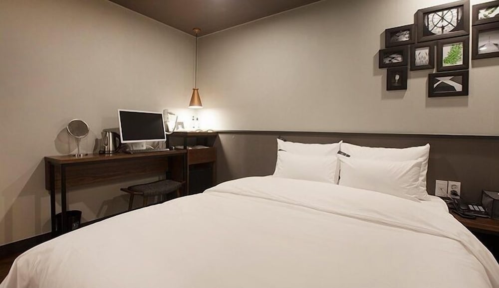 Фото No. 25 Hotel