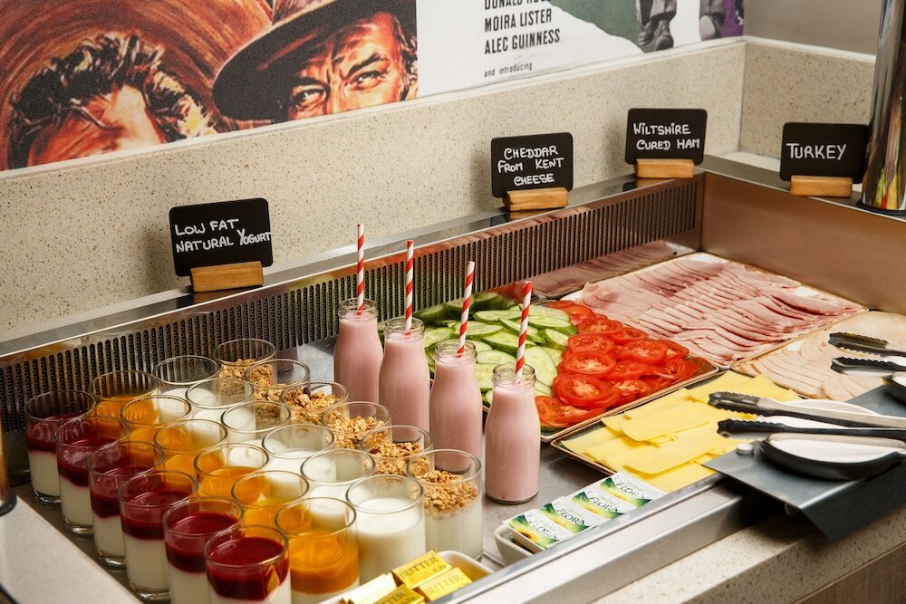 Фото Ibis Styles London Ealing