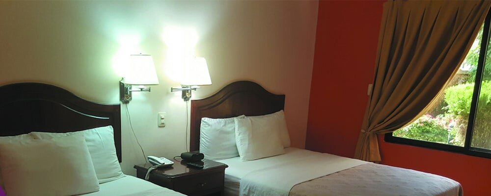 Фото Hotel Plaza Maria