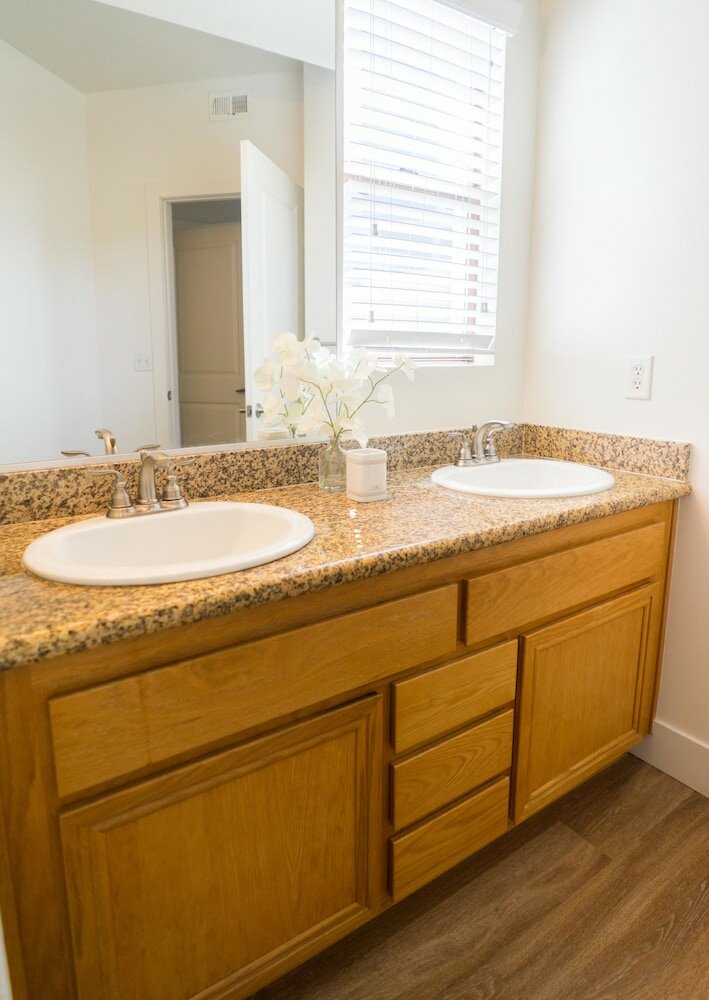 Фото Glendon Apartments