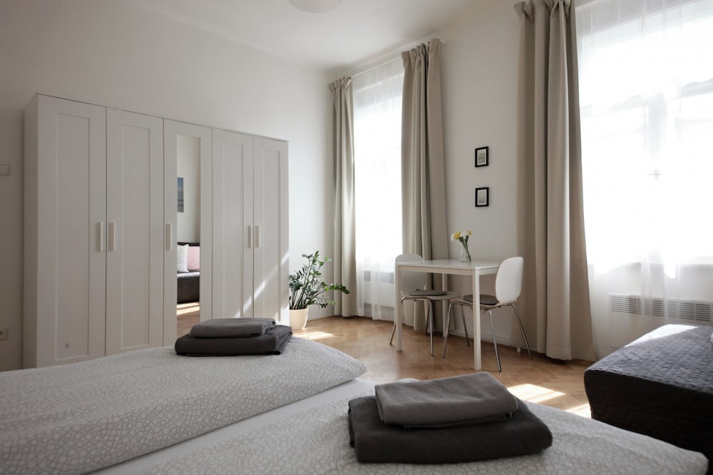 Фото Angel City Apartments