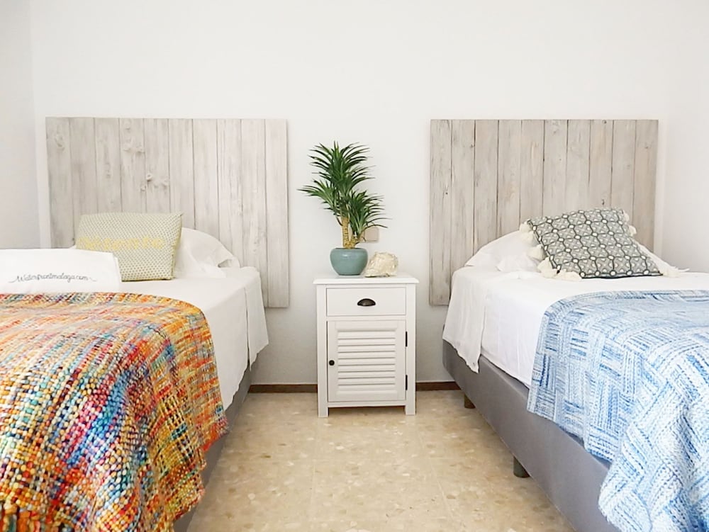 Фото Waterfront Playamar Apartments