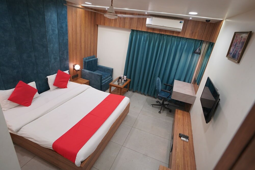 Фото Hotel Gokul