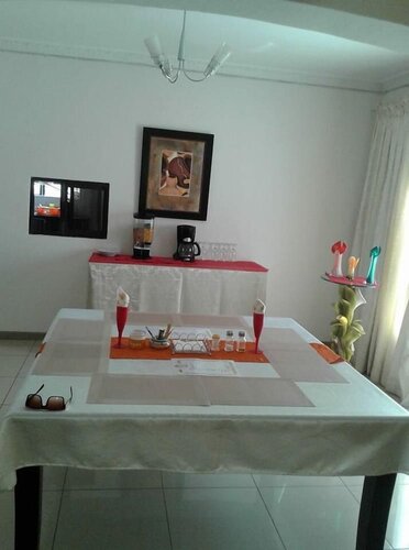 Гостиница Upper Room Guest House во Франсистауне