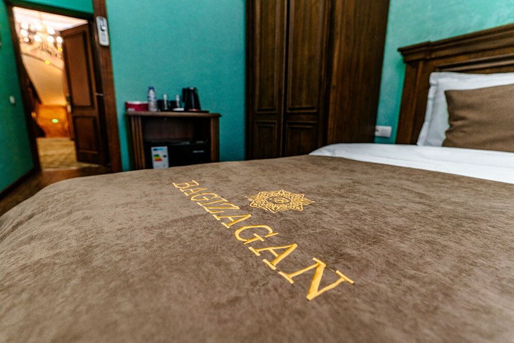 Фото Bagizagan Hotel
