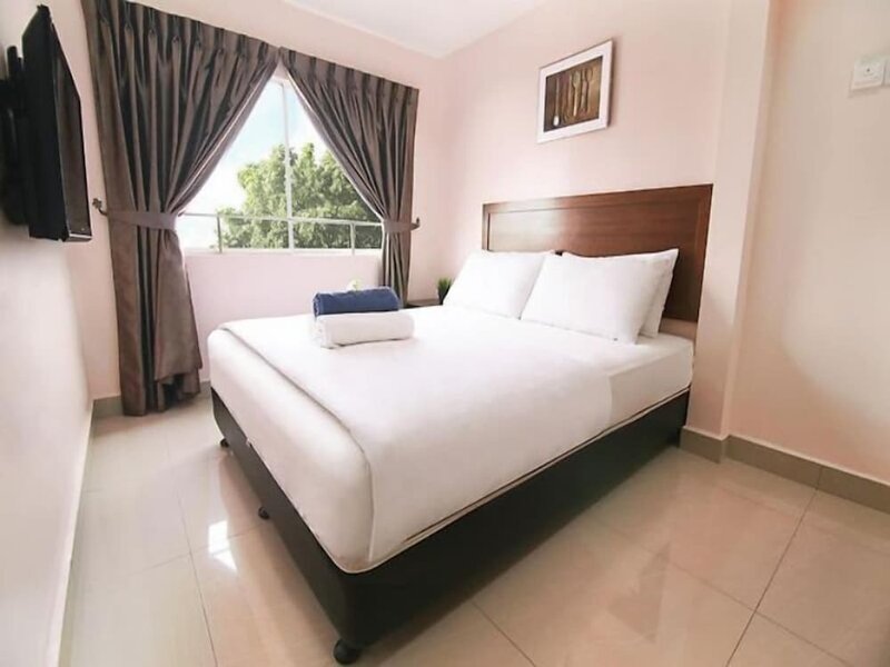 Гостиница Sun Inns Hotel Bestari Jaya